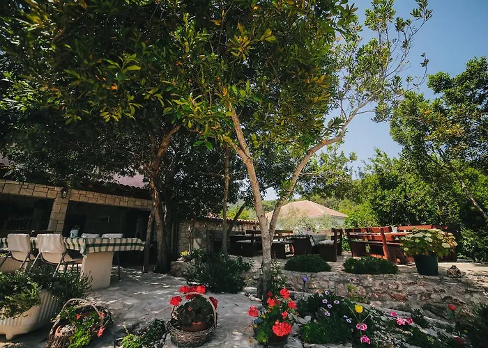 Santa Marija Dol (Hvar)