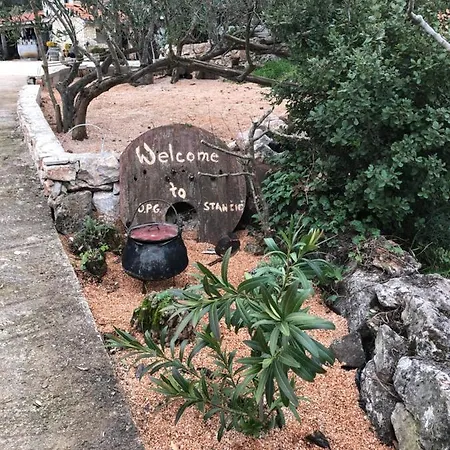 Santa Marija * Dol (Hvar)