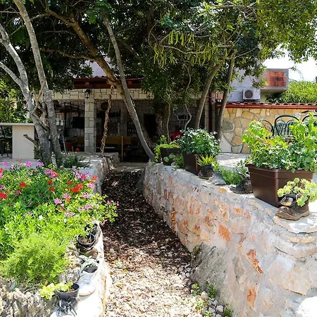Apartamento Santa Marija Dol (Hvar)